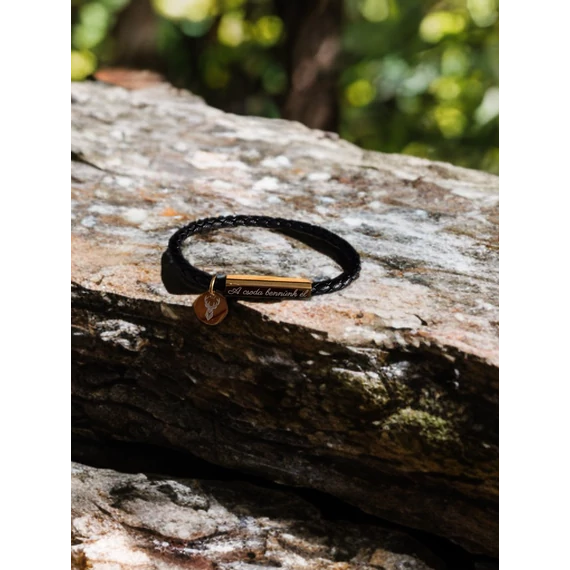 Páros karkötő női darabja